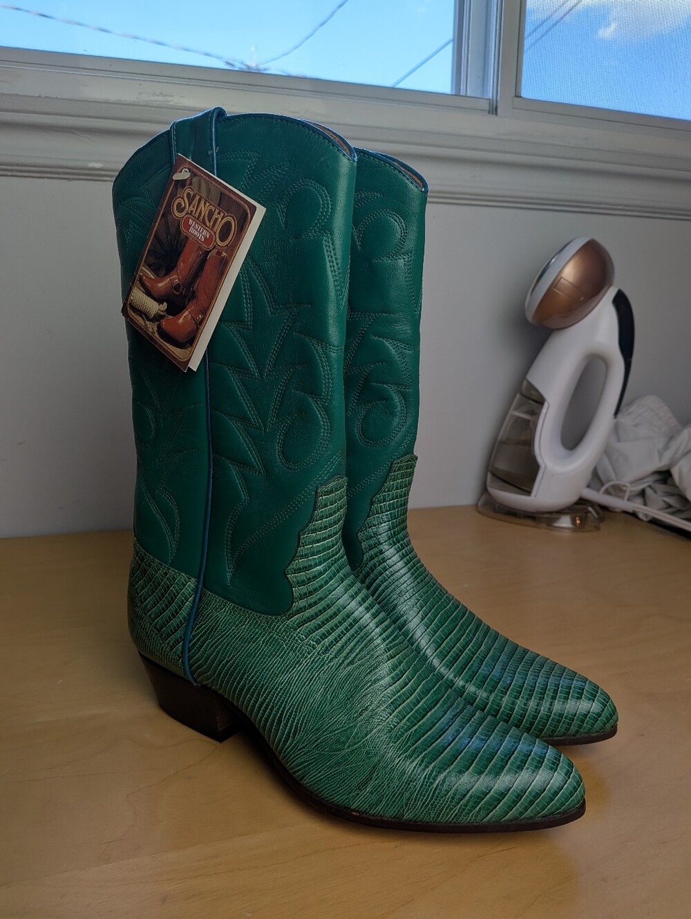 NWT!  SANCHO COWBOY Boots Women Size 37 = 6, 6.5 US Green Leather VINTAGE